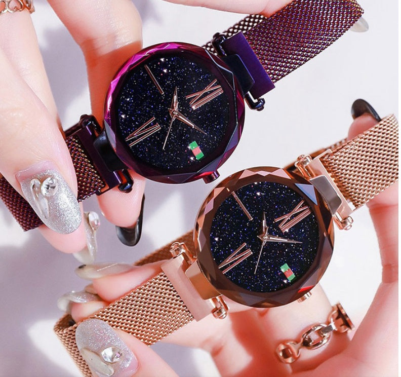 Luxury Ladies Clock Magnet Buckle Starry Diamond Geometric Surface Quartz Wristwatch